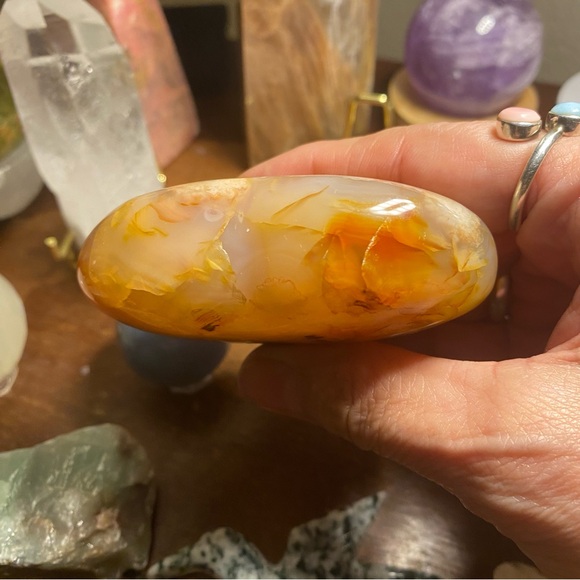 Crystal~New Carnelian Flower Agate. She’s a Thick heavy Heart! - Picture 4 of 5